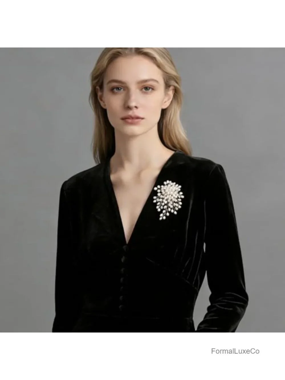 Vintage Gold Plated Large Pearl Flower Brooch Pin for Women, Trendy Prom Dress